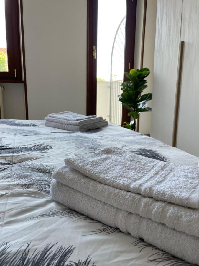 A Due Passi Dal Castello - Appartamento Con Vista Bracciano  Ngoại thất bức ảnh